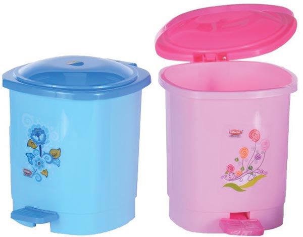 223_Plastic Pedal Dustbin Basket